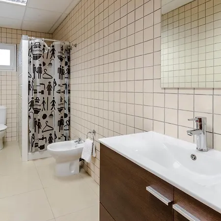 Buganto Amplia Casa Con Piscina Y Jardin * Llambillas