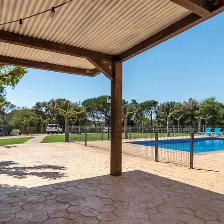 Buganto Amplia Casa Con Piscina Y Jardin *
